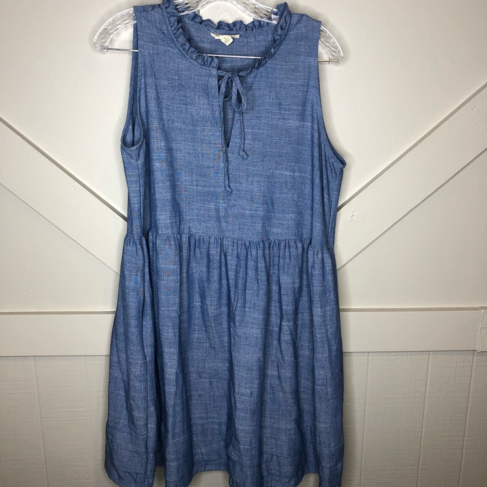 52Seven Women’s Linen Blend Chambray Blue MIDI Dress Sleeveless Ruffle Neck Tie